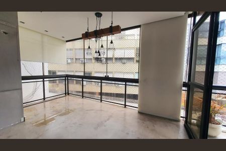 Apartamento à venda com 3 quartos, 166m² em Barra da Tijuca, Rio de Janeiro