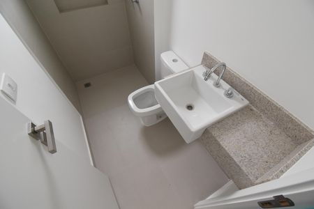 Apartamento à venda com 84m², 2 quartos e 1 vagaBanheiro da Suíte