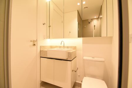 Apartamento à venda com 80m², 3 quartos e 1 vagaBanheiro 2