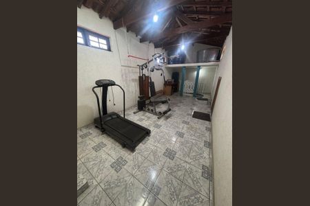 Casa à venda com 3 quartos, 277m² em Parque Novo Oratório, Santo André