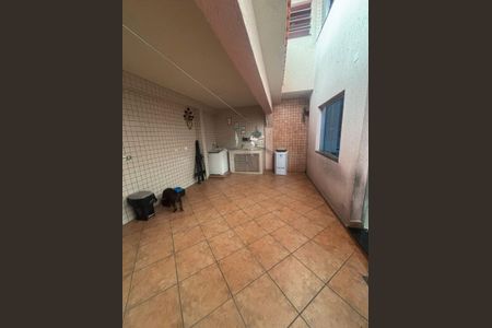 Casa à venda com 3 quartos, 277m² em Parque Novo Oratório, Santo André