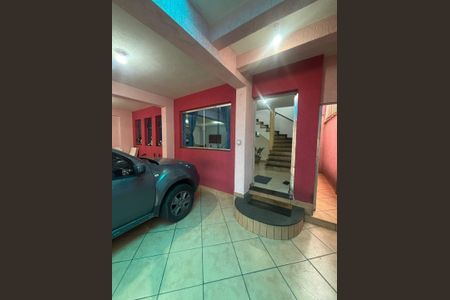 Casa à venda com 3 quartos, 277m² em Parque Novo Oratório, Santo André