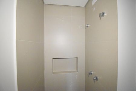 Apartamento à venda com 130m², 2 quartos e 2 vagasBanheiro 2