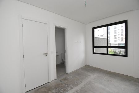 Apartamento à venda com 130m², 2 quartos e 2 vagasSuíte 