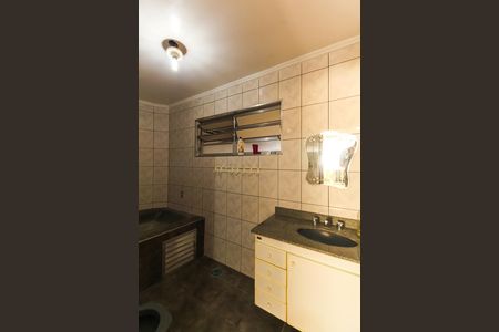 Casa para alugar com 440m², 3 quartos e 15 vagasBanheiro