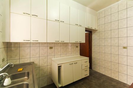 Casa para alugar com 440m², 3 quartos e 15 vagasCozinha