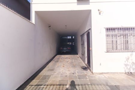 Casa para alugar com 440m², 3 quartos e 15 vagasGaragem