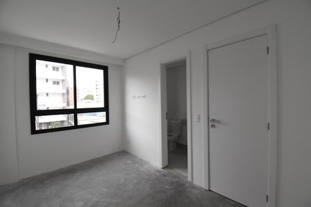 Apartamento à venda com 131m², 3 quartos e 2 vagasSuíte
