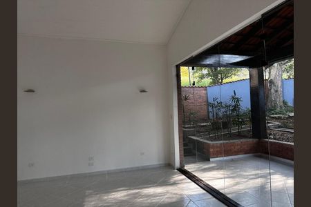Casa para alugar com 5 quartos, 400m² em Jardim Marajoara, São Paulo