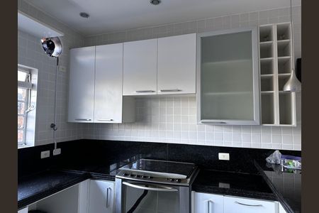 Foto 05 de casa para alugar com 5 quartos, 400m² em Jardim Marajoara, São Paulo
