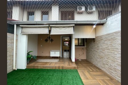 Casa de condomínio à venda com 83m², 2 quartos e 2 vagas