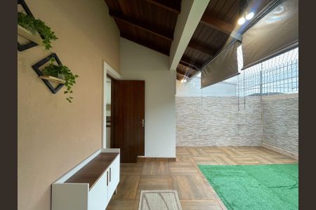 Casa de condomínio à venda com 83m², 2 quartos e 2 vagas