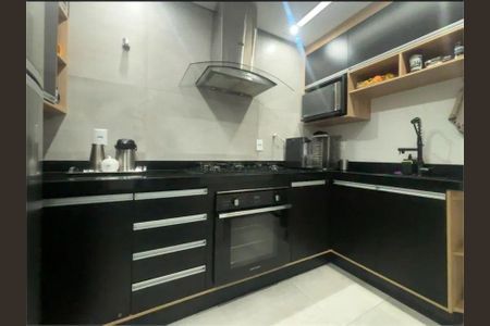Casa à venda com 2 quartos, 89m² em Vila Gustavo, São Paulo