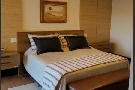 Casa à venda com 900m², 6 quartos e 8 vagas
