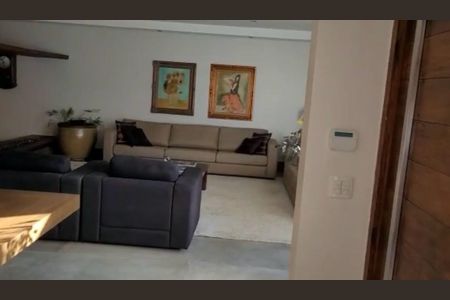 Casa à venda com 900m², 6 quartos e 8 vagas