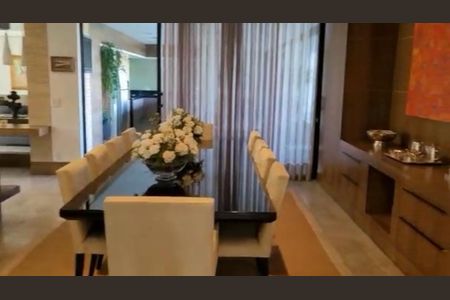 Casa à venda com 900m², 6 quartos e 8 vagas