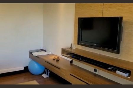Casa à venda com 900m², 6 quartos e 8 vagas