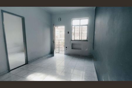 Casa à venda com 2 quartos, 90m² em Olaria, Rio de Janeiro