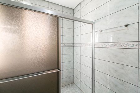 Casa de condomínio para alugar com 180m², 2 quartos e 1 vagaBanheiro da Suíte 1