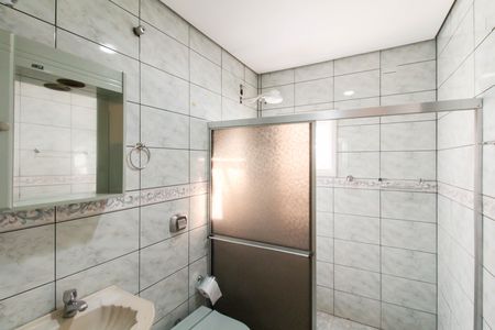 Casa de condomínio para alugar com 180m², 2 quartos e 1 vagaBanheiro da Suíte 1