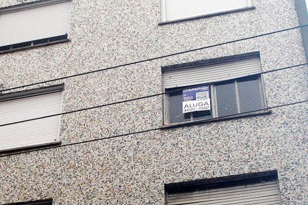 Apartamento para alugar com 76m², 2 quartos e sem vagaPlaca
