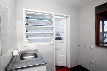 Apartamento para alugar com 76m², 2 quartos e sem vagaCozinha/Área de serviço