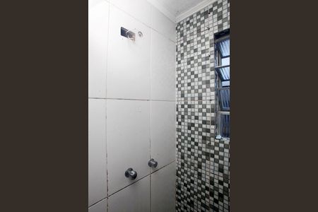 Apartamento para alugar com 76m², 2 quartos e sem vagaBanheiro