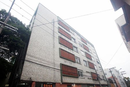 Apartamento para alugar com 76m², 2 quartos e sem vagaFachada