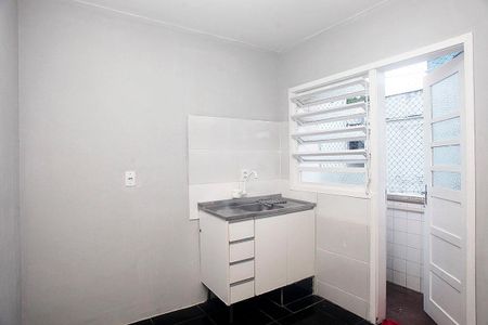 Apartamento para alugar com 76m², 2 quartos e sem vagaCozinha/Área de serviço