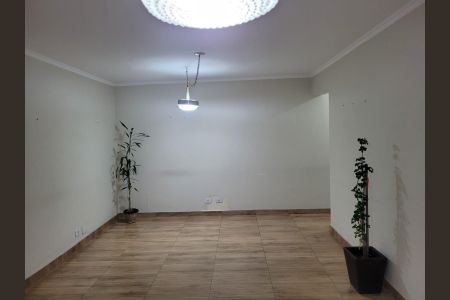 Apartamento para alugar com 70m², 2 quartos e 1 vaga Apartamento para alugar com 70m², 2 quartos e 1 vagaSala