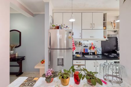 Apartamento à venda com 68m², 2 quartos e 1 vaga Apartamento à venda com 68m², 2 quartos e 1 vagaCozinha e Área de Serviço
