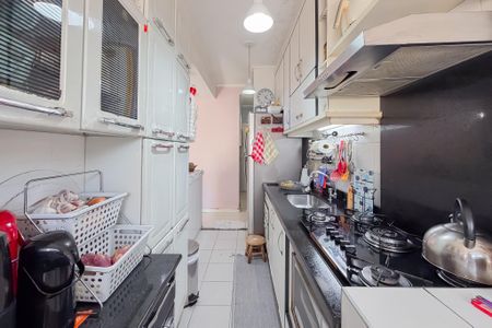 Apartamento à venda com 68m², 2 quartos e 1 vaga Apartamento à venda com 68m², 2 quartos e 1 vagaCozinha e Área de Serviço