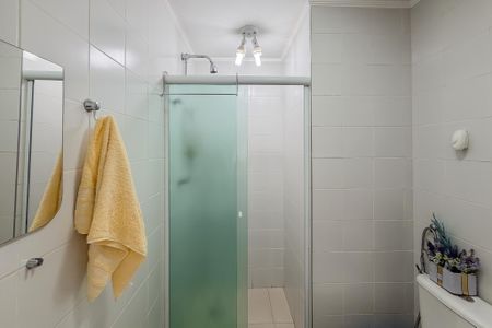 Apartamento à venda com 68m², 2 quartos e 1 vaga Apartamento à venda com 68m², 2 quartos e 1 vagaBanheiro Social