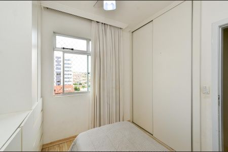 Apartamento à venda com 171m², 3 quartos e 2 vagasQuarto 1
