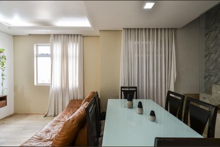 Apartamento à venda com 171m², 3 quartos e 2 vagasSala Ambientes