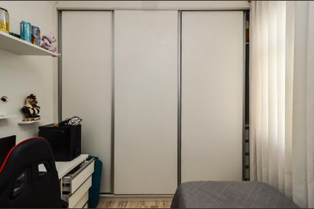 Apartamento à venda com 171m², 3 quartos e 2 vagasQuarto 2