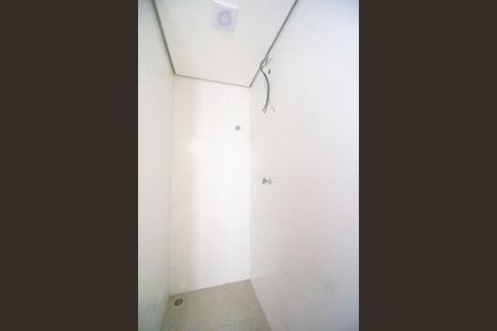 Apartamento para alugar com 48m², 2 quartos e sem vaga Apartamento para alugar com 48m², 2 quartos e sem vagaBanheiro