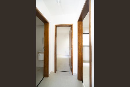 Apartamento para alugar com 48m², 2 quartos e sem vaga Apartamento para alugar com 48m², 2 quartos e sem vagaHall dos quartos