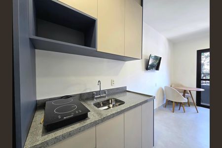 Studio para alugar com 24m², 1 quarto e sem vaga Studio para alugar com 24m², 1 quarto e sem vagaStudio