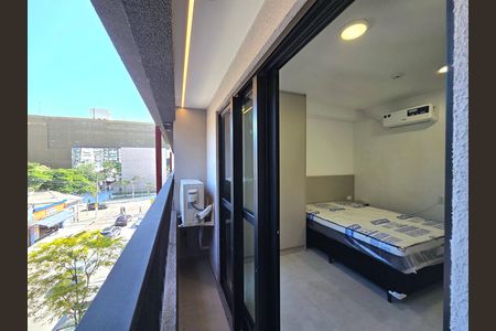 Studio para alugar com 24m², 1 quarto e sem vaga Studio para alugar com 24m², 1 quarto e sem vagaVaranda