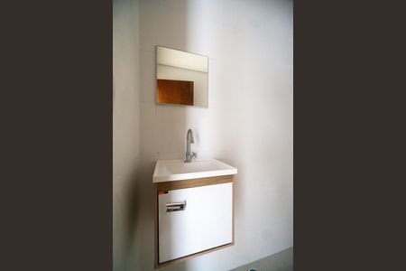 Apartamento para alugar com 48m², 2 quartos e sem vaga Apartamento para alugar com 48m², 2 quartos e sem vagaBanheiro