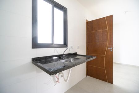 Cozinha de apartamento para alugar com 2 quartos, 48m² em Cidade Mãe do Céu, São Paulo