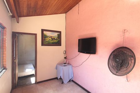 Sala de casa para alugar com 3 quartos, 171m² em Piratininga, Belo Horizonte