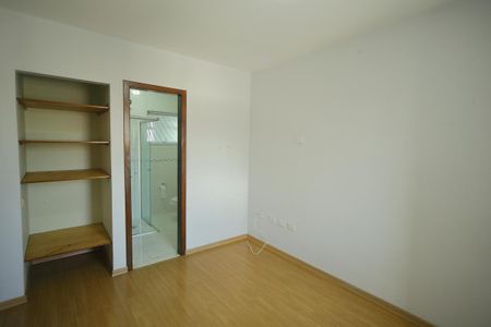 Apartamento à venda com 89m², 2 quartos e sem vagaSuíte 