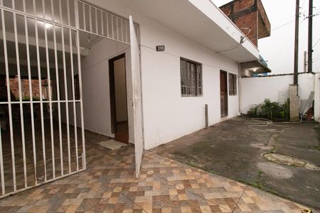 Casa para alugar com 80m², 3 quartos e 2 vagasFachada