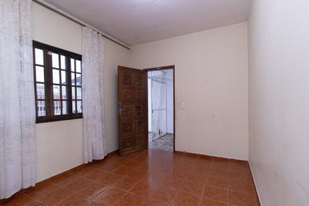 Casa para alugar com 80m², 3 quartos e 2 vagasSala
