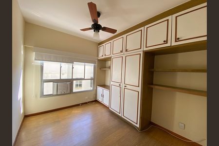 Apartamento à venda com 110m², 2 quartos e 1 vaga