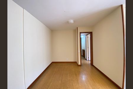Apartamento à venda com 110m², 2 quartos e 1 vaga
