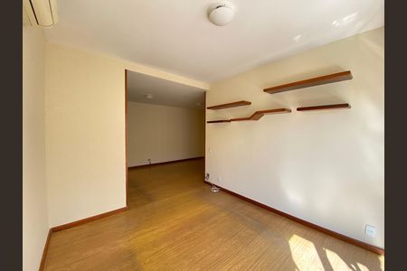 Apartamento à venda com 110m², 2 quartos e 1 vaga