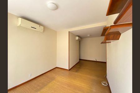 Apartamento à venda com 110m², 2 quartos e 1 vaga